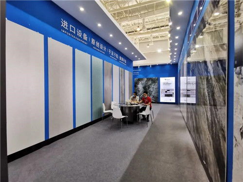 岩板入侵石材渠道 40 建陶品牌闪耀厦门石材展